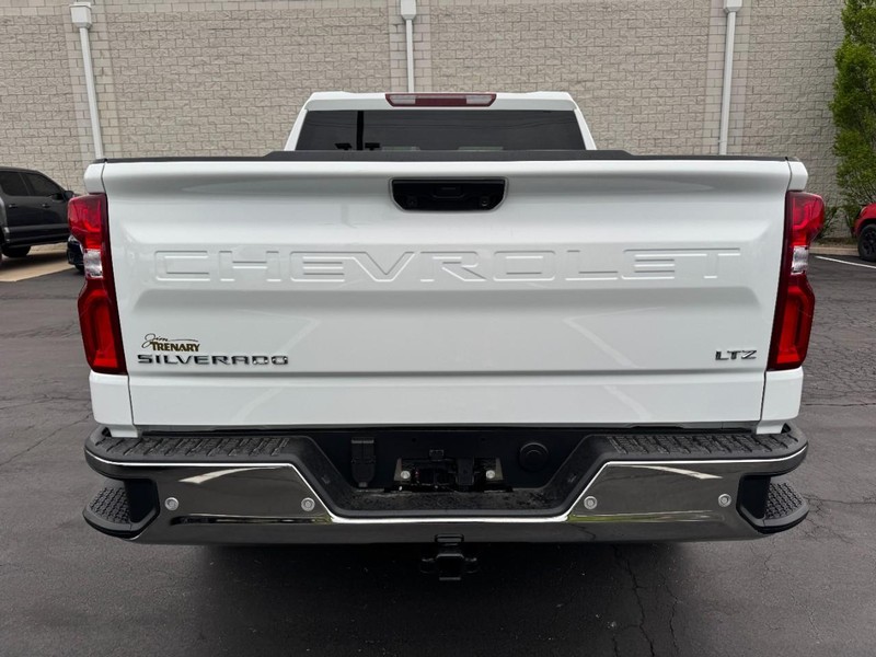 Chevrolet Silverado 1500 Vehicle Image 05