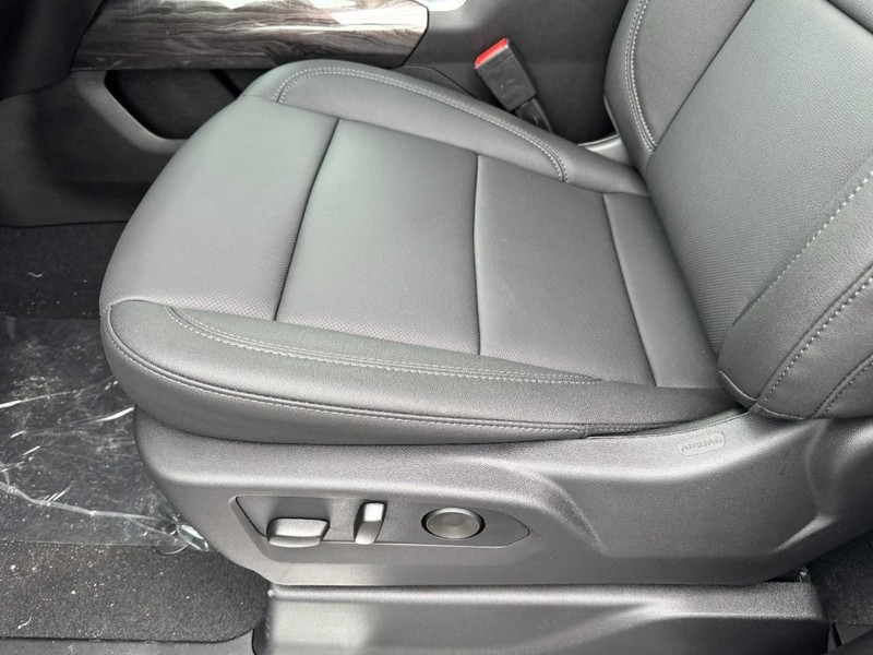 Chevrolet Silverado 1500 Vehicle Image 10