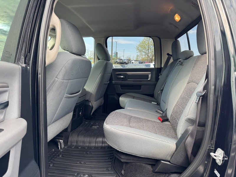 Ram 1500 Vehicle Image 10