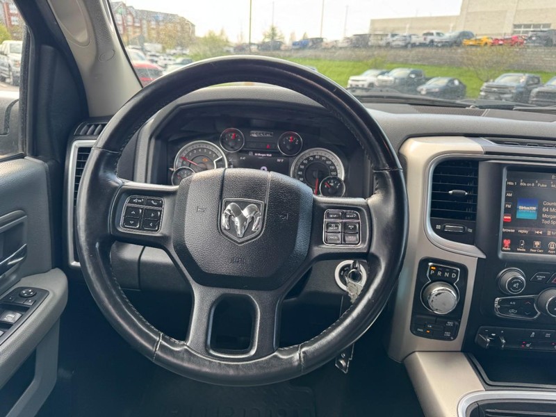 Ram 1500 Vehicle Image 12