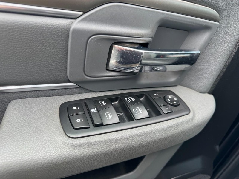 Ram 1500 Vehicle Image 15