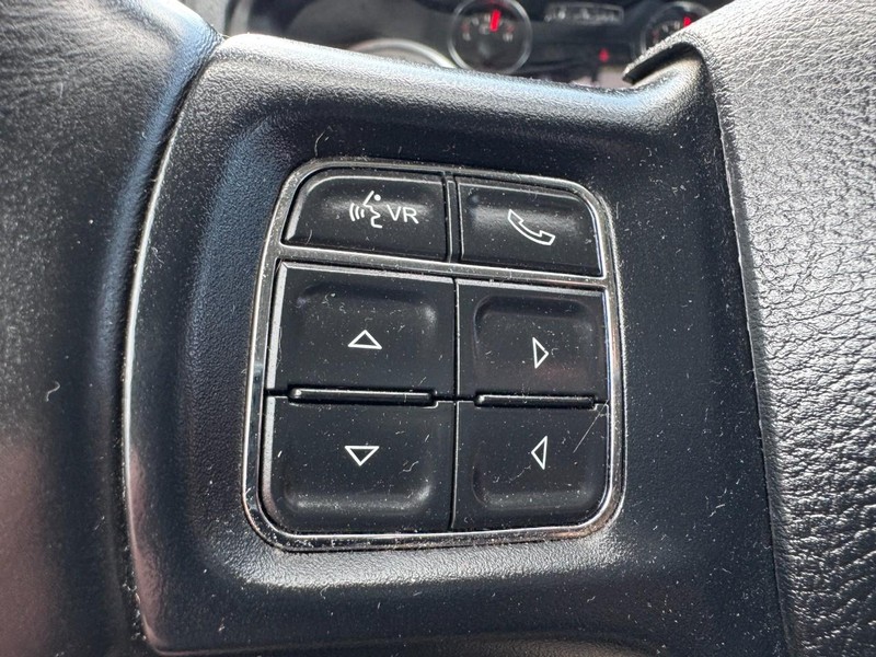 Ram 1500 Vehicle Image 16