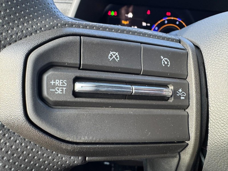 Chevrolet Colorado Vehicle Image 10