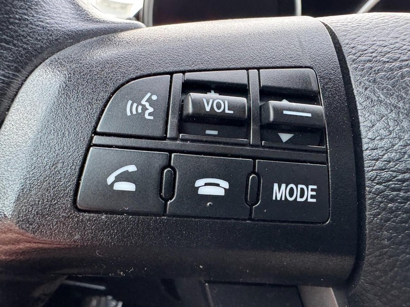 Mazda Mazda3 Sedan Vehicle Image 16