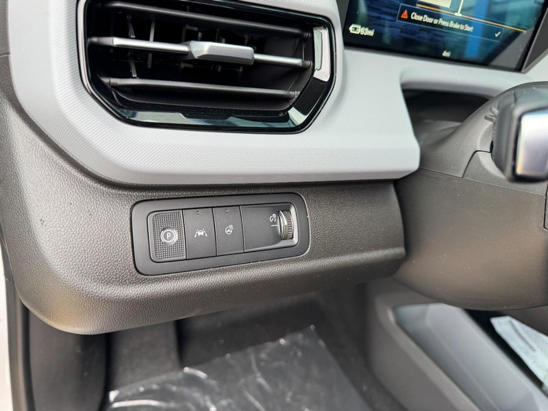 Chevrolet Bolt Vehicle Image 10