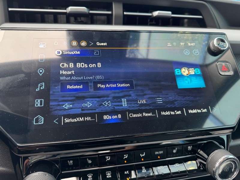 Chevrolet Bolt Vehicle Image 15