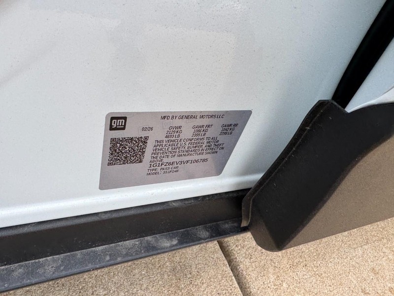 Chevrolet Bolt Vehicle Image 18