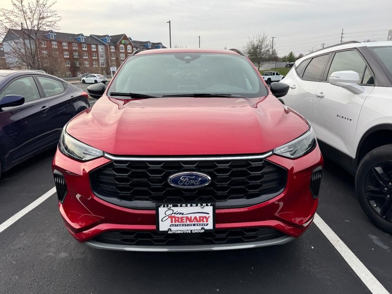 Ford Escape Vehicle Image 02