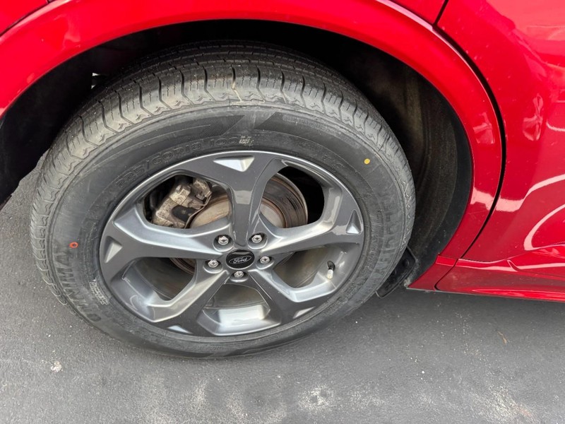 Ford Escape Vehicle Image 05