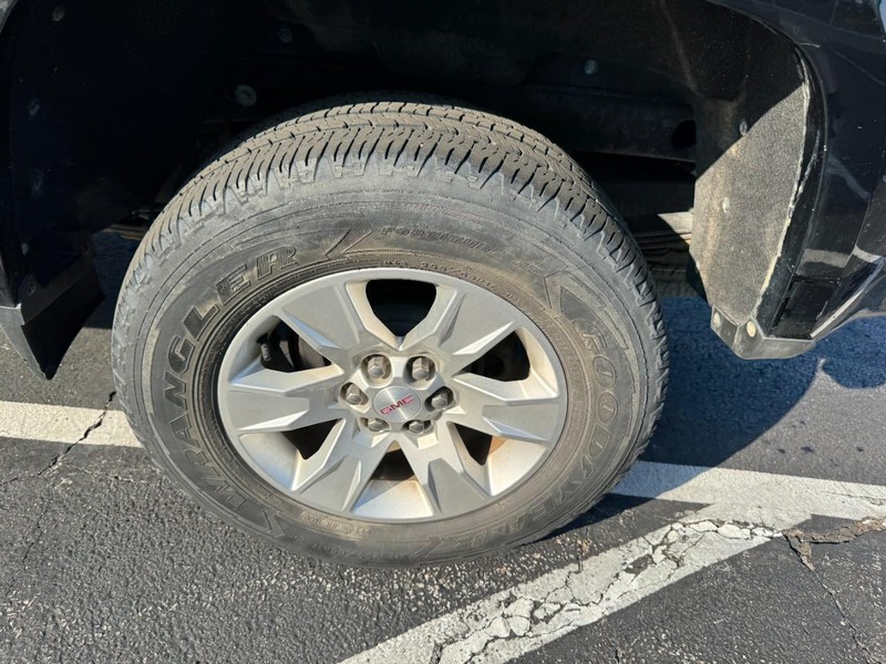 GMC Canyon Vehicle Image 06