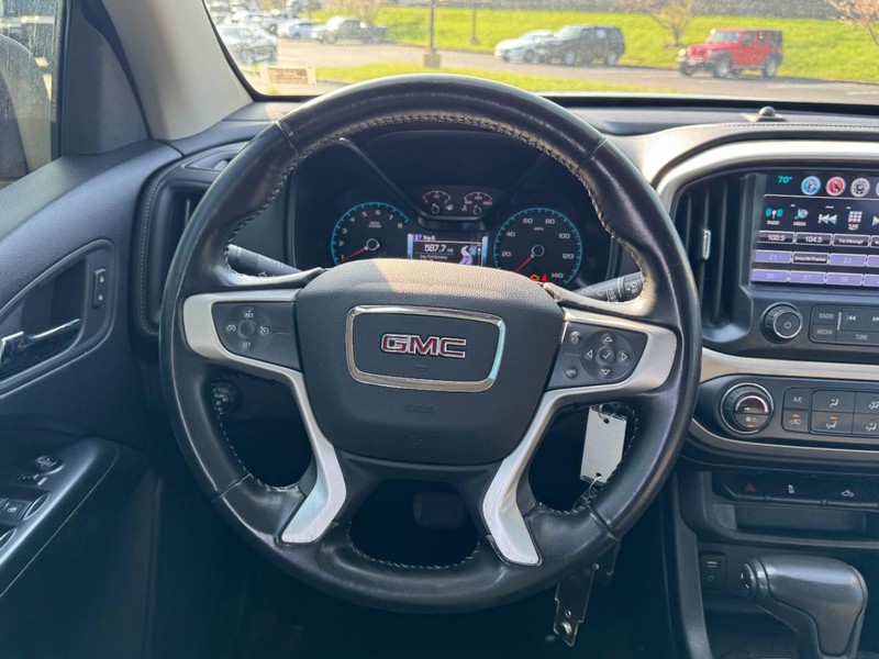 GMC Canyon Vehicle Image 12