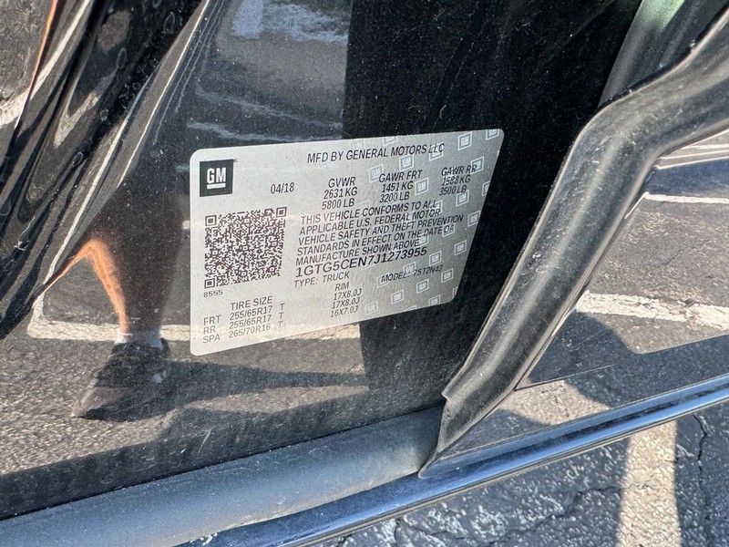 GMC Canyon Vehicle Image 22