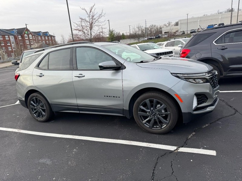 Chevrolet Equinox Vehicle Image 04