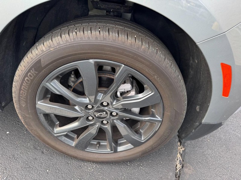 Chevrolet Equinox Vehicle Image 05