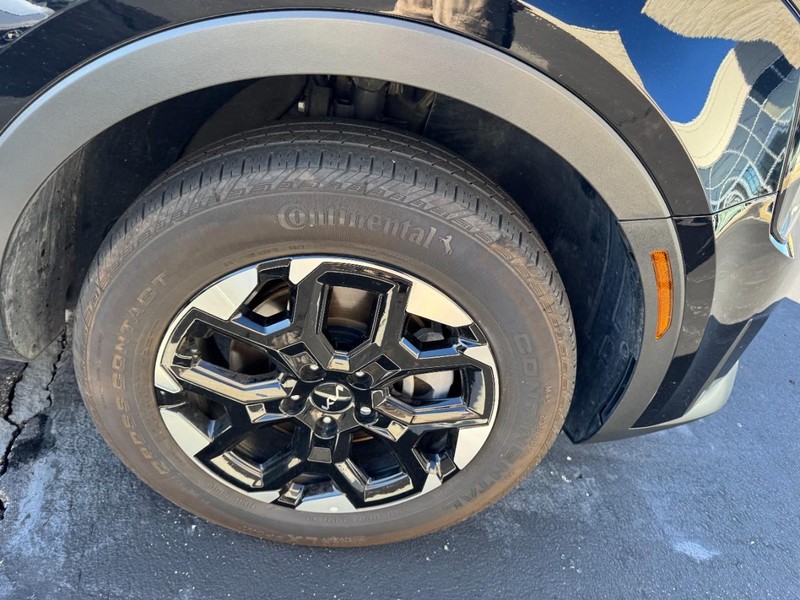 Kia Sorento Vehicle Image 05