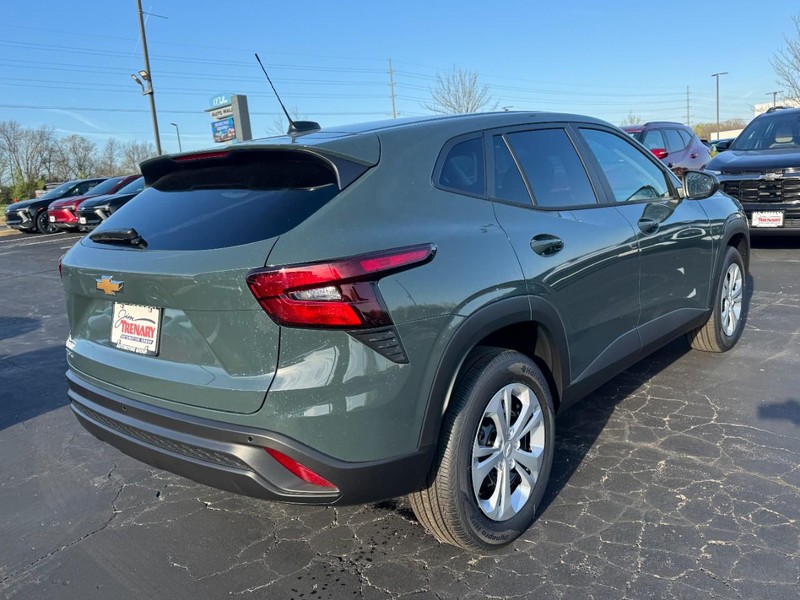 Chevrolet Trax Vehicle Image 03