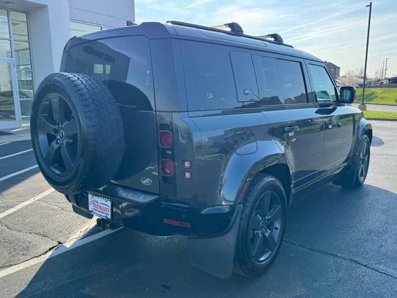 Land Rover Defender Vehicle Image 03