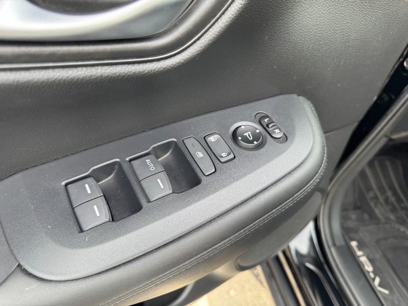 Honda HR-V Vehicle Image 15