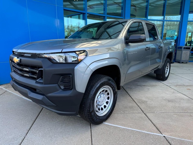 Chevrolet Colorado Vehicle Image 03