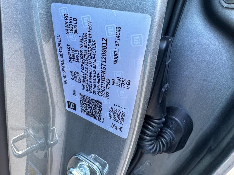 Chevrolet Colorado Vehicle Image 20