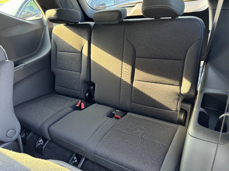 Chevrolet Traverse Vehicle Image 08