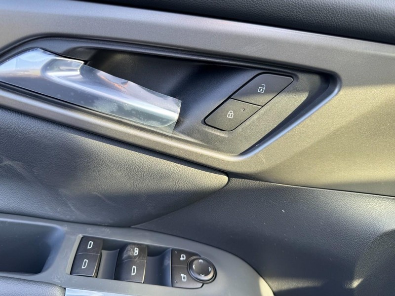 Chevrolet Traverse Vehicle Image 10