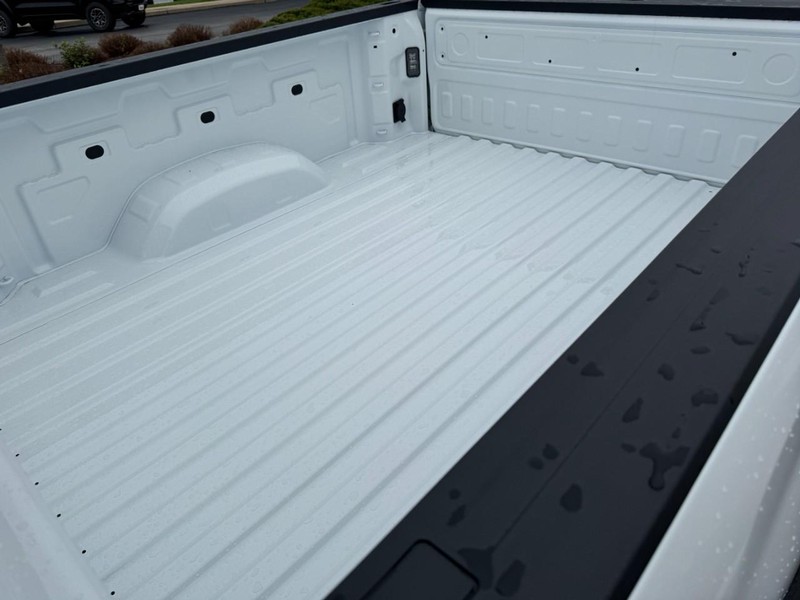 Chevrolet Silverado 2500HD Vehicle Image 07