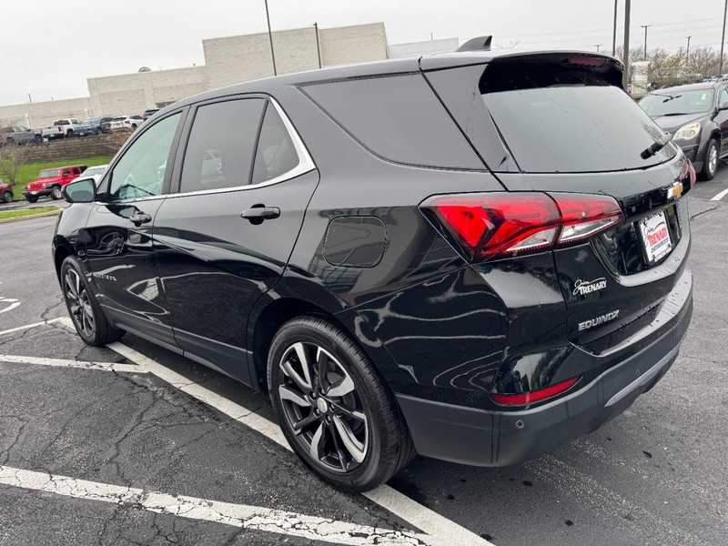 Chevrolet Equinox Vehicle Full-screen Gallery Image 05