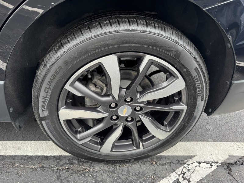 Chevrolet Equinox Vehicle Full-screen Gallery Image 07