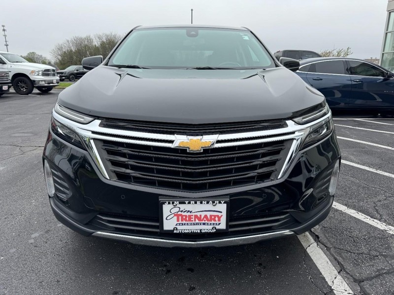 Chevrolet Equinox Vehicle Full-screen Gallery Image 09