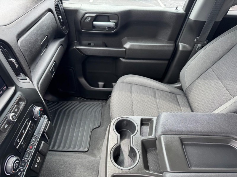 Chevrolet Silverado 1500 Vehicle Image 13
