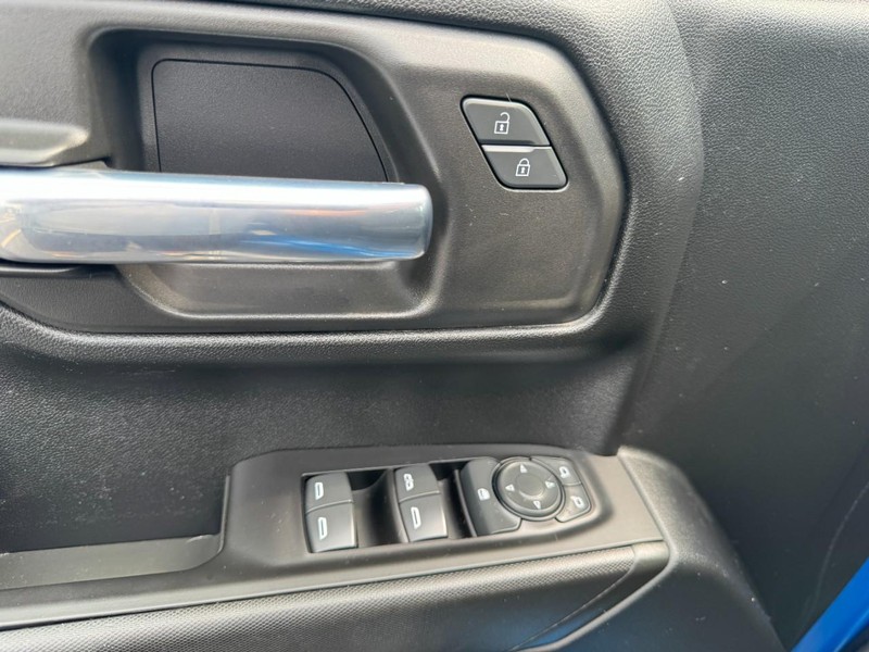 Chevrolet Silverado 1500 Vehicle Image 15