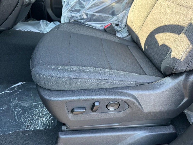 Chevrolet Silverado 2500HD Vehicle Image 08