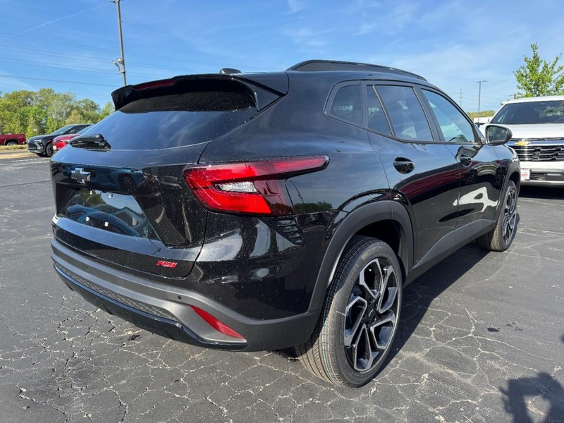 Chevrolet Trax Vehicle Image 03