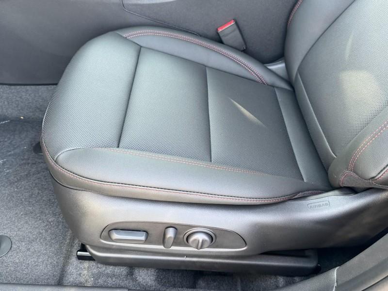 Chevrolet Trax Vehicle Image 08
