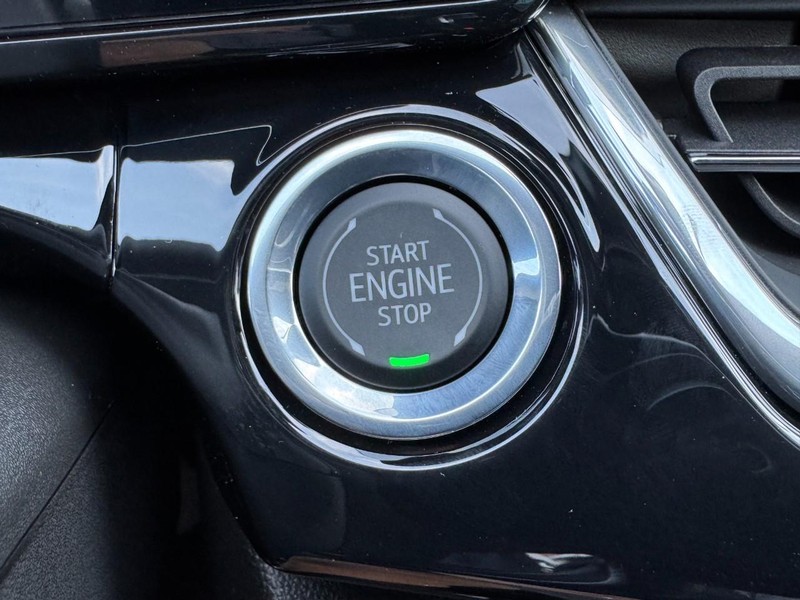 Chevrolet Trax Vehicle Image 16