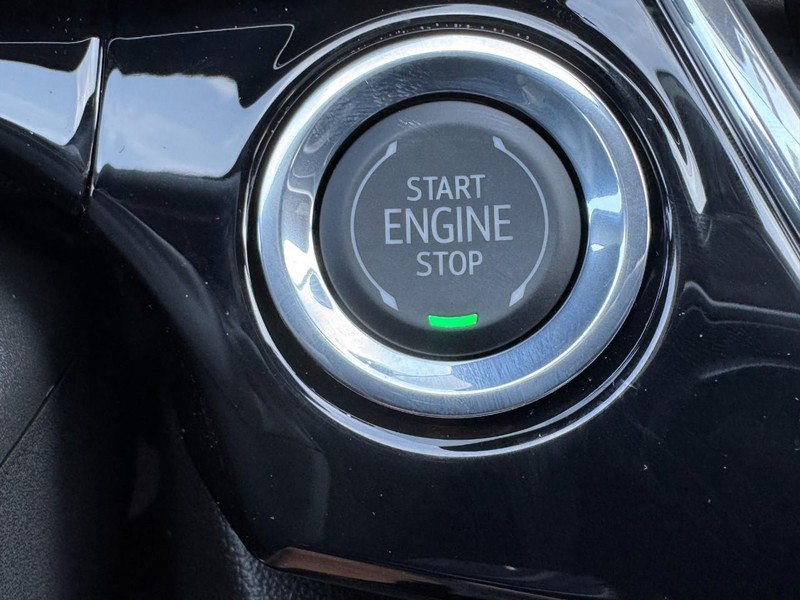 Chevrolet Trax Vehicle Image 16