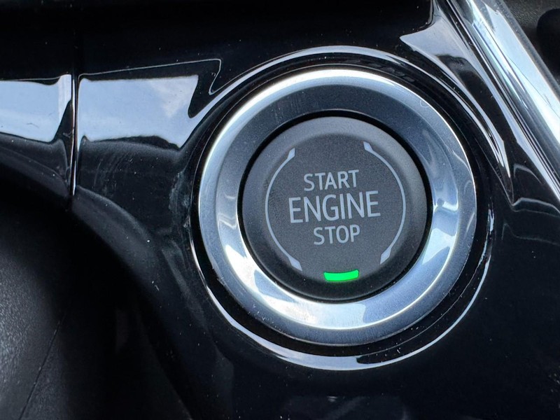 Chevrolet Trax Vehicle Image 16