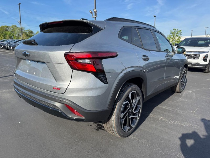 Chevrolet Trax Vehicle Image 03