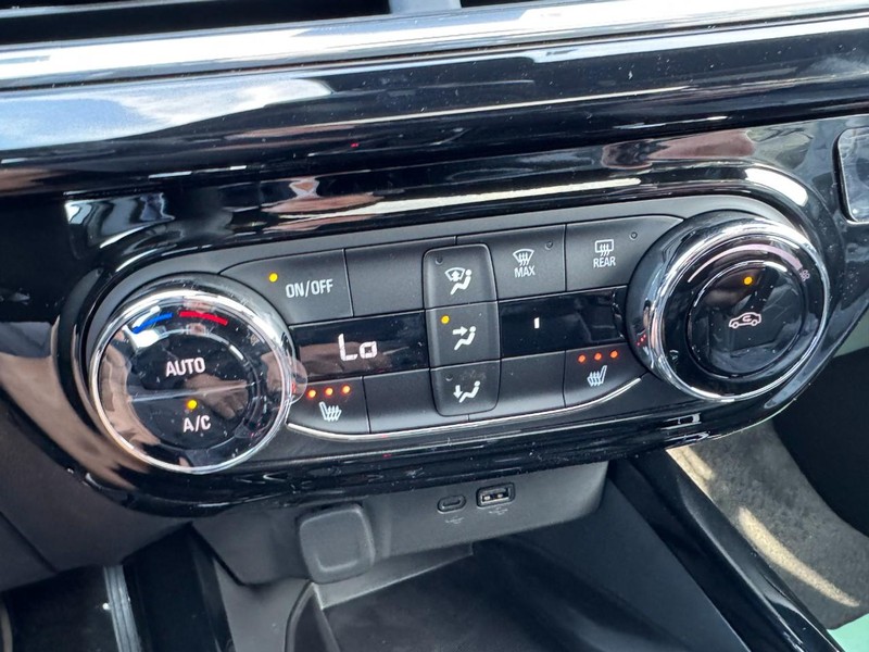 Chevrolet Trax Vehicle Image 13