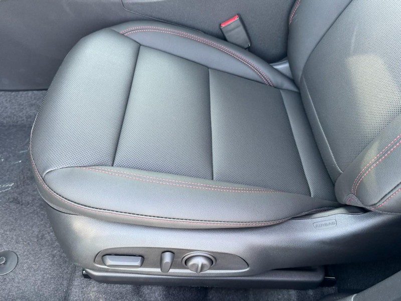 Chevrolet Trax Vehicle Image 08