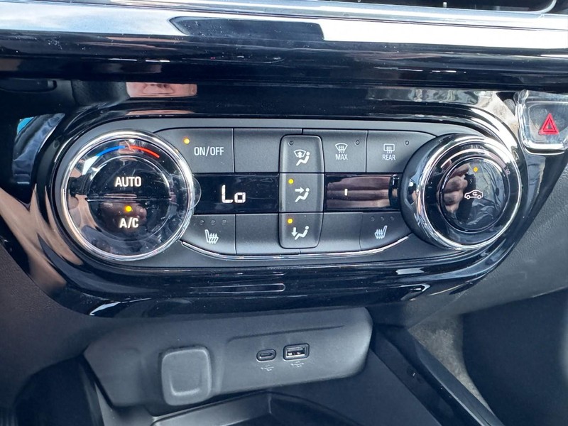 Chevrolet Trax Vehicle Image 13