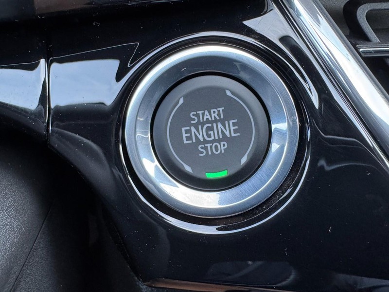 Chevrolet Trax Vehicle Image 16