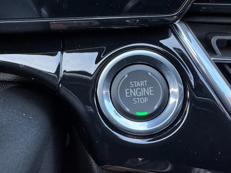 Chevrolet Trax Vehicle Image 16