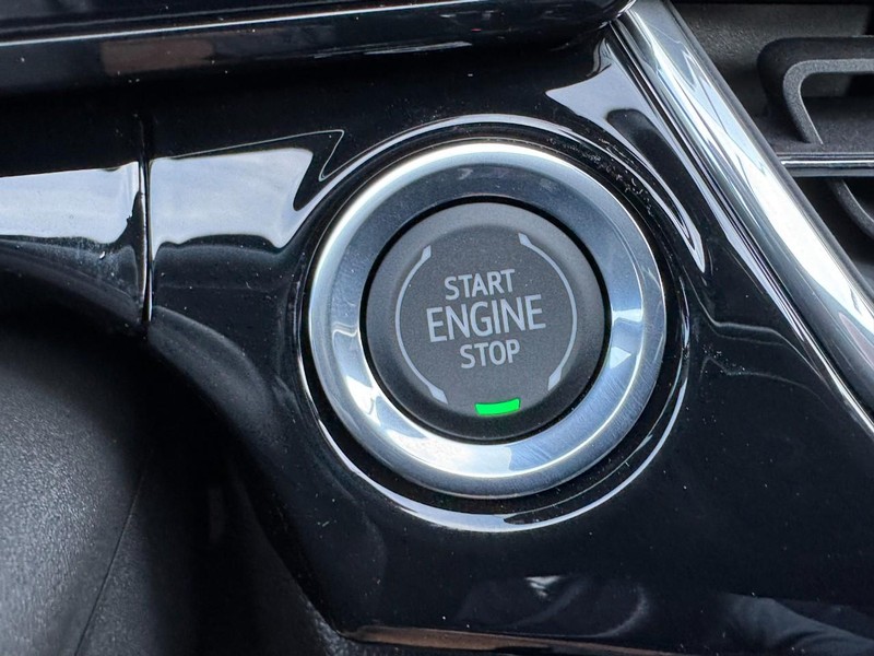 Chevrolet Trax Vehicle Image 16