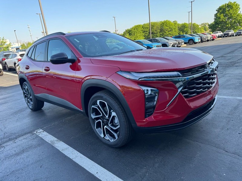 Chevrolet Trax Vehicle Image 02