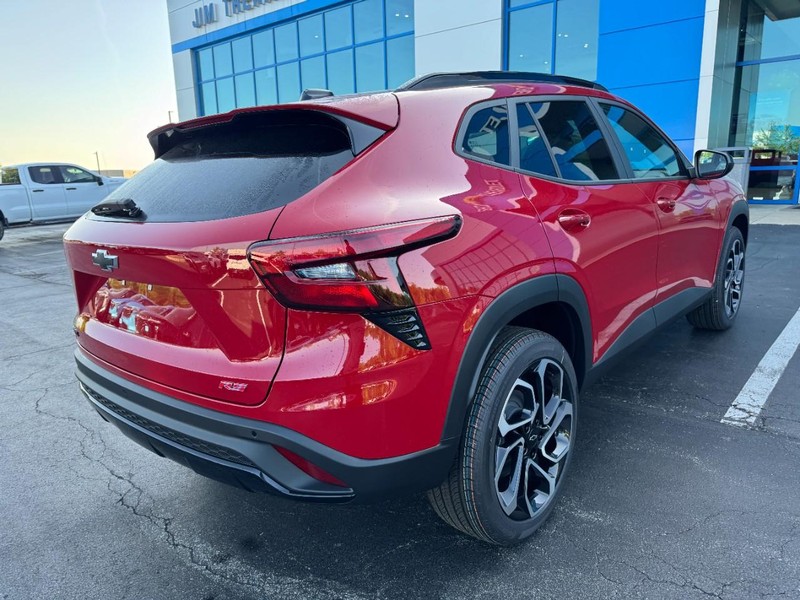 Chevrolet Trax Vehicle Image 03