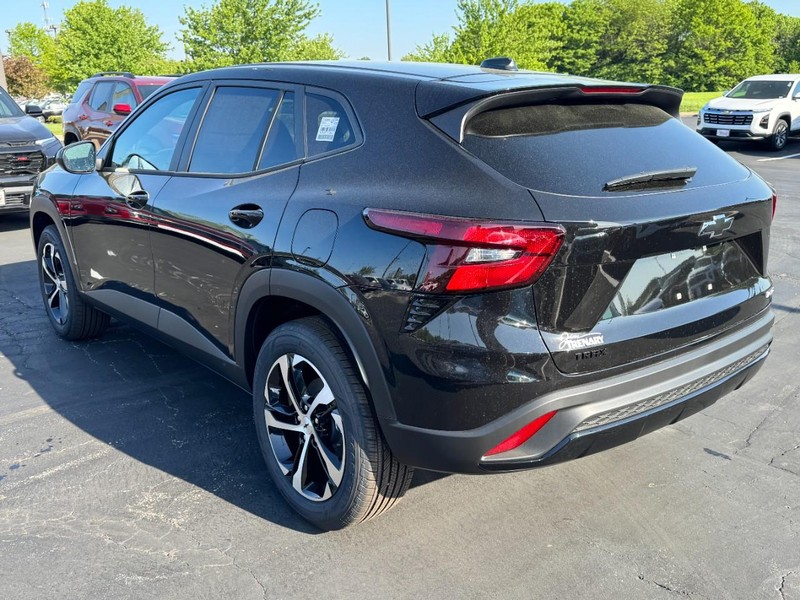 Chevrolet Trax Vehicle Image 05