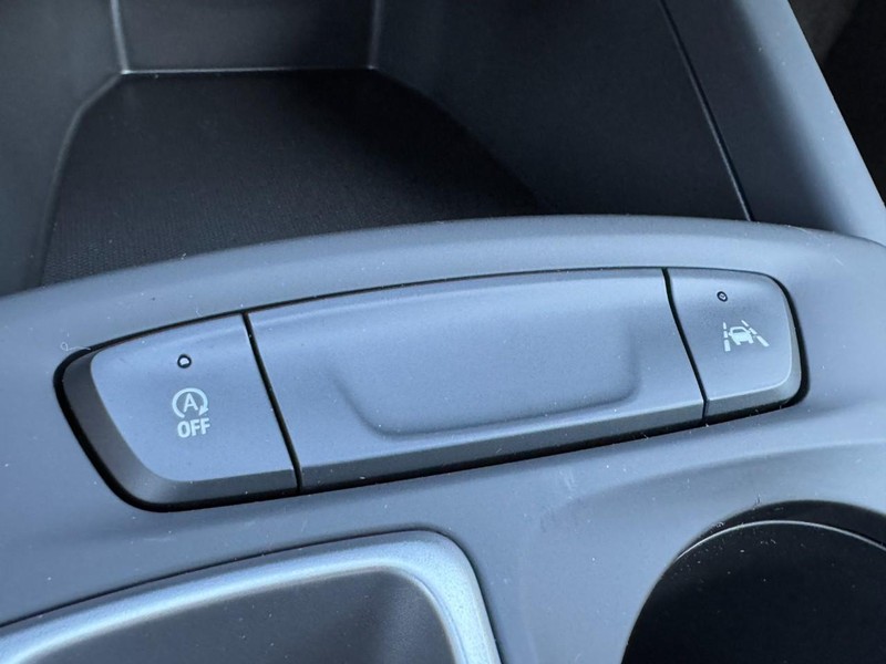 Chevrolet Trax Vehicle Image 15