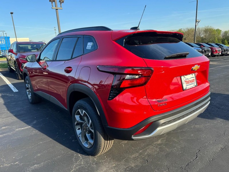Chevrolet Trax Vehicle Image 05